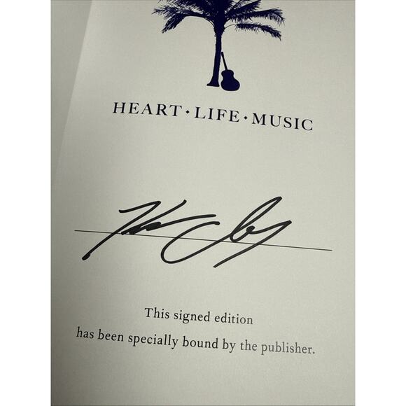 Kenny Chesney Heart Life Music Signed Hardcover Book Barnes & Noble Exclusive - Picture 3 of 9